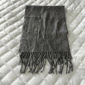 V. Fraas (German Co) Cashmink Gray Solid Scarf with fringe neck acrylic soft 52"